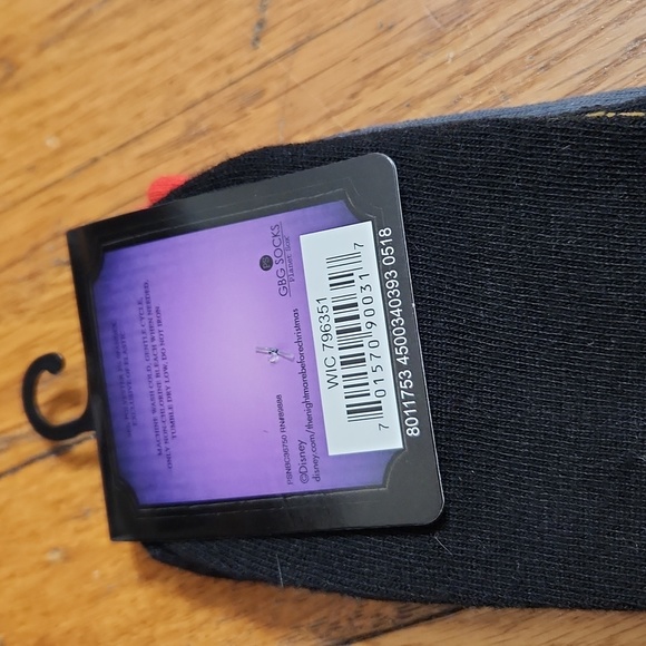 Nightmare Before Christmas Jack and Sally Socks Size 4-10 - Picture 6 of 6